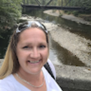 Meet your Posher, Angie